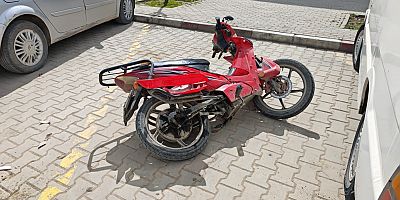 İNEGÖL’DE OTOMOBİL İLE MOTOSİKLET ÇARPIŞTI: 1 YARALI