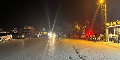 İnegöl’de Otomobil ile Motosiklet Çarpıştı: 16 Yaşındaki Sürücü Ağır Yaralandı