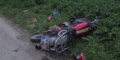 İnegöl’de Otomobil ile Motosiklet Çarpıştı: 2 Yaralı