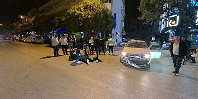 İNEGÖL’DE OTOMOBİL MOTOSİKLETE ÇARPTI: 1 YARALI