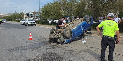 İnegöl’de otomobil takla attı: 2 yaralı