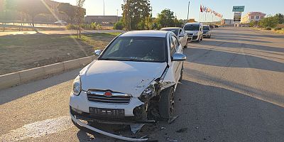 İnegöl’de Otomobiller Çarpıştı: 4 Yaralı