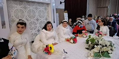 İnegöl’de özel genç kızlar gelinlik giyip eğlendi