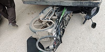 İnegöl’de Park Halindeki Araca Çarpan Motosiklet Sürücüsü Yaralandı