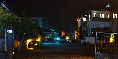 İnegöl'de Park Halindeki Araca Kurşun İsabet Etti