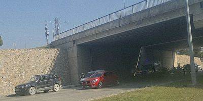 İnegöl’de Park Halindeki Araçtan Açılan Kapı Kazaya Neden Oldu: 1 Yaralı
