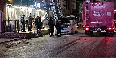 İnegöl’de Park Halindeki Otomobilde Yangın Paniği