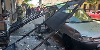 İnegöl'de patlama 2 yaralı 