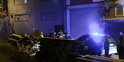 inegöl’de polisin “dur” ihtarına uymayan ehliyetsiz sürücü kovalamacayla yakalandı