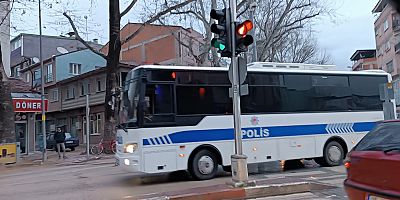 İnegöl'de şehir merkezinde dev operasyon