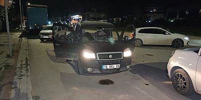 İnegöl’de Seyir Halindeki Araca Silahlı Saldırı: 1 Kişi Ağır Yaralandı