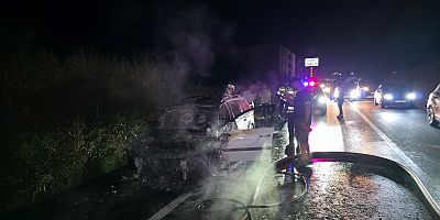 İnegöl’de Seyir Halindeki Otomobil Alev Aldı