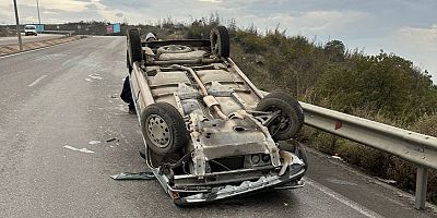 İNEGÖL'DE TAKLA ATAN ARAÇ SÜRÜCÜSÜ YARALANDI
