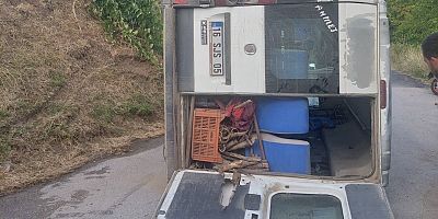 İnegöl’de Tarım İşçilerini Taşıyan Servis Minibüsü Devrildi: 7 Yaralı