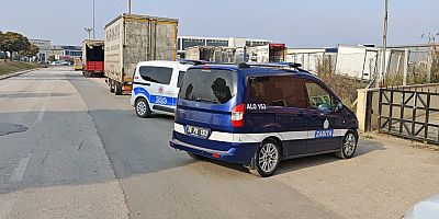 İnegöl’de Terk Edilmiş Fabrikada Uyuşturucu Bağımlıları Yakalandı