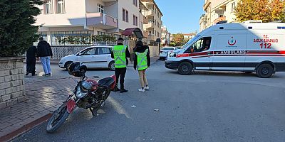 İnegöl’de Trafik Kazası: Motosiklet Sürücüsü Yaralandı