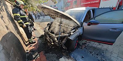 İnegöl’de Yangın: Park Halindeki Araçlarda Maddi Hasar