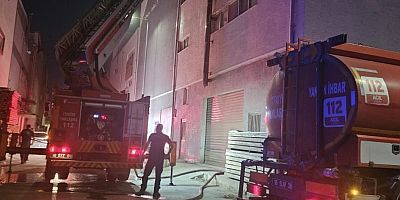 İnegöl’de Yatak Fabrikasında Korkutan Yangın