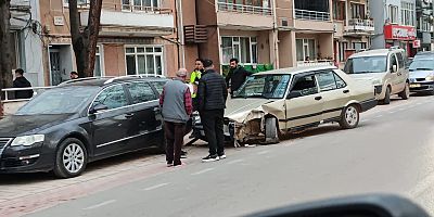 İnegöl’de Zincirleme Kaza