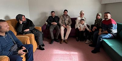 İnegöl’deki depremzedeleri ziyaret eden Milletvekili Gürel; ‘Yaraları hep birlikte saracağız’