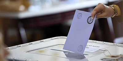 İnegöl’deki muhtar adaylarının tatlı yarışı 