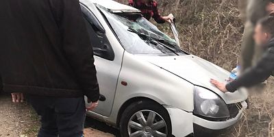 İnegöl Domaniç yolunda araç takla attı