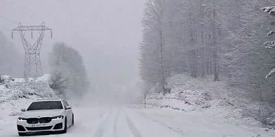 İnegöl-Domaniç yolunda zincir takmayan araçlara izin verilmedi