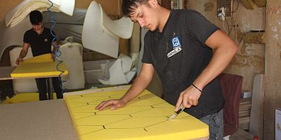 İnegöl Döşemeciler Sünger Krizi İle Boğuşuyor