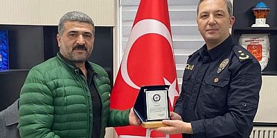 İnegöl Emniyetinin efsane polisi Asaf Tuğrul'dan polis hayatına duygusal veda 