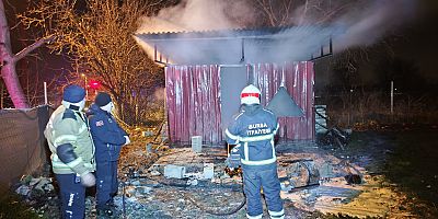 İnegöl Hocaköy’de Baraka Yangını Korkuttu