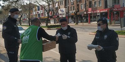 İNEGÖL İHH’DAN  700 KİŞİLİK YEMEK