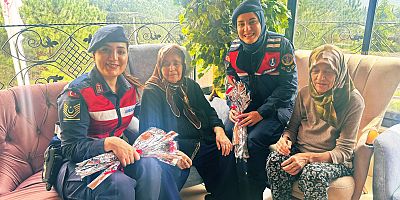 İnegöl Jandarmadan Huzurevinde Anlamlı Anneler Günü Ziyareti