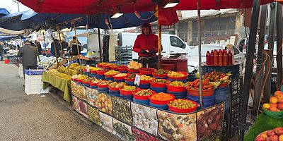 İnegöl Kent Konseyi’nden pazar yerleriyle ilgili dikkat çeken açıklama