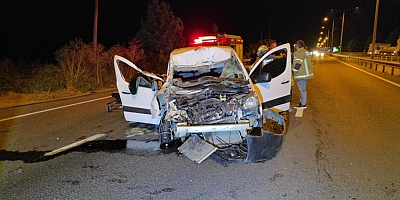 İnegöl Kulaca Mevkiinde Feci Kaza: 2 Ağır Yaralı