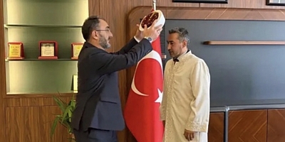 İnegöl Müftüsü Uzunharman’a Cübbe Tevdi Töreni