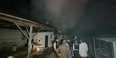 İNEGÖL ORTAKÖY’DE ÇİFTLİK YANGINI PANİĞE NEDEN OLDU