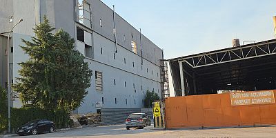 İnegöl OSB’de Feci İş Kazası: 9 Metreden Düşen İşçi Ağır Yaralandı