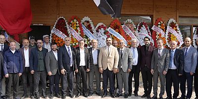 İnegöl Şavşatlılar Derneğinde yeni başkan Fatih Sultan Mehmet Zengin oldu. 