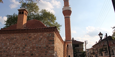 YILDIRIM CAMİİ’NDE 3 YILDA SADECE BİR KEZ CEMAATLE İBADET YAPILABİLDİ