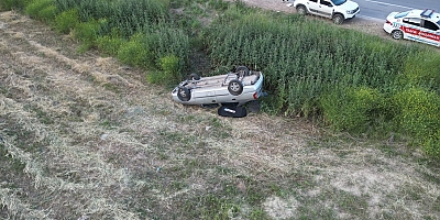 İnegöl-Yenişehir Yolunda Kaza: Otomobil Şarampole Yuvarlandı, 5 Yaralı