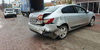 İnegöl-Yenişehir Yolunda Zincirleme Kaza: Biri Bebek 3 Yaralı