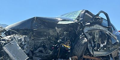 İnegöl yolunda can pazarı... 1 Kişi yaşamını yitirdi.