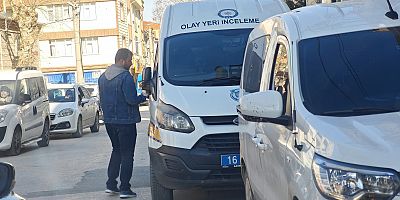 İnegölde bir garip olay Silahla kendisini vurdu 