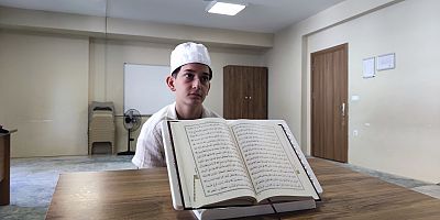 İnegöllü Emirhan, 4 buçuk ayda ‘Hafız’ oldu