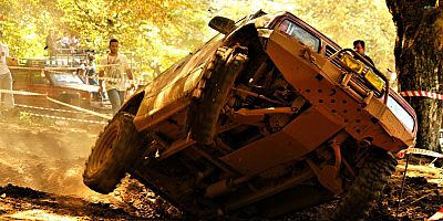 İNEGÖLLÜ GURURLANDIRAN BAŞARI 5 KUPA DÖNDÜK  OFF-ROAD TUTKUNLARI DÜZCEDE BULUŞTU