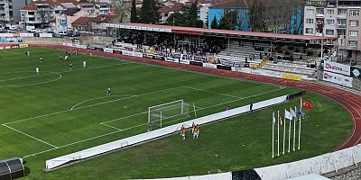 İNEGÖLSPOR 90’DA PUANI KAPTI: 2-2