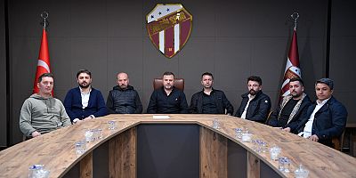 İnegölspor Başkanı Maksutlar, olağanüstü kongre kararı aldı