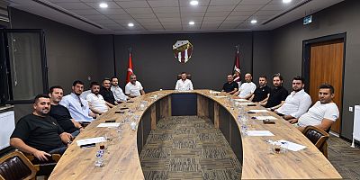 İNEGÖLSPOR’DA GÖREV DAĞILIMI YAPILDI