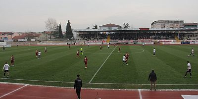 İnegölspor evinde kazandı