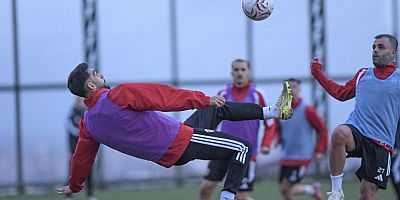 İNEGÖLSPOR, İSMAİL SERBEST YÖNETİMİNDE İLK ANTRENMANINI YAPTI